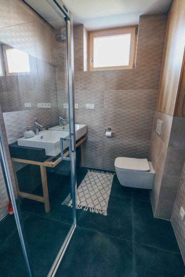 Stylish Apartments At Penati Golf Resort Sajdikove Humence Exterior foto